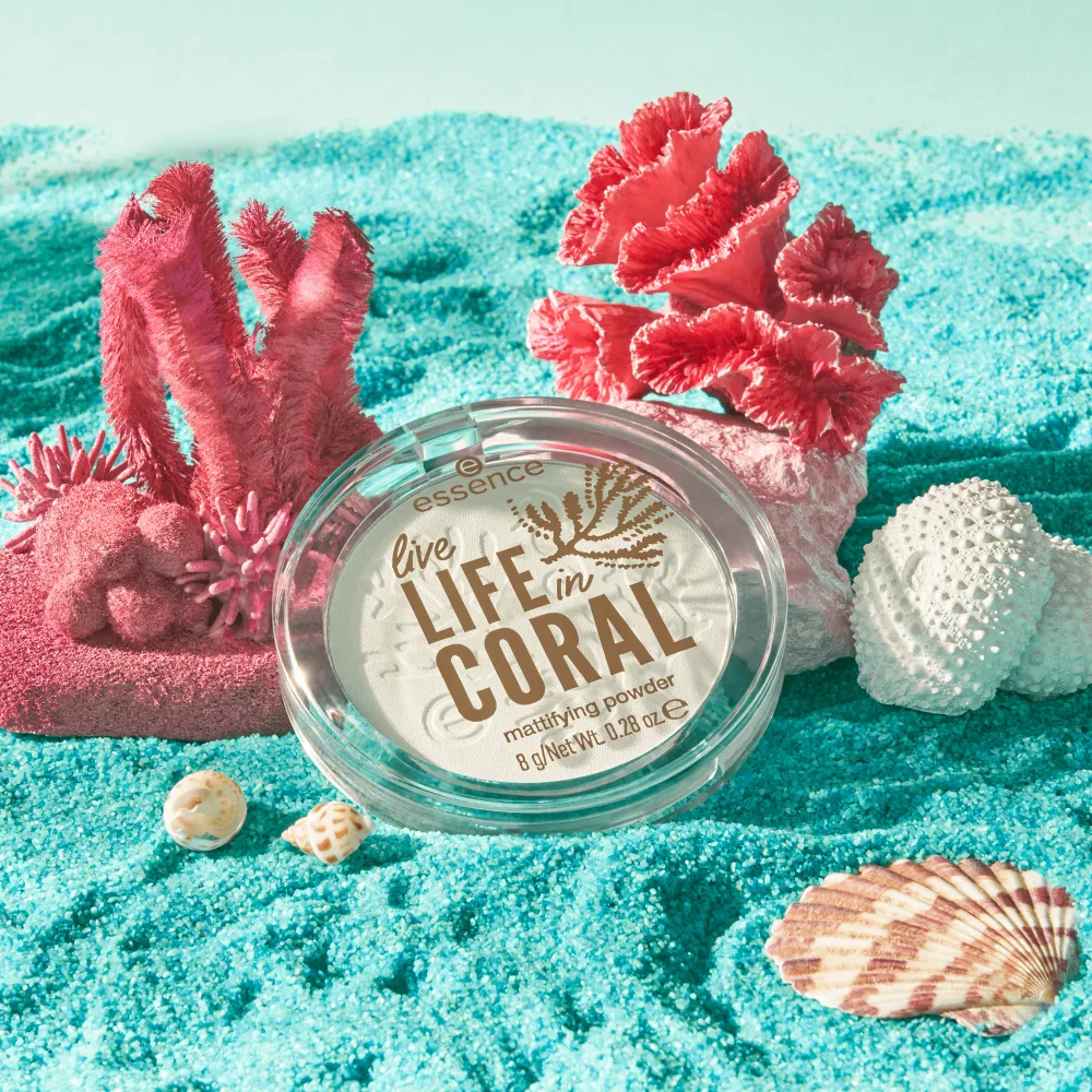 live LIFE in CORAL mattifying powder